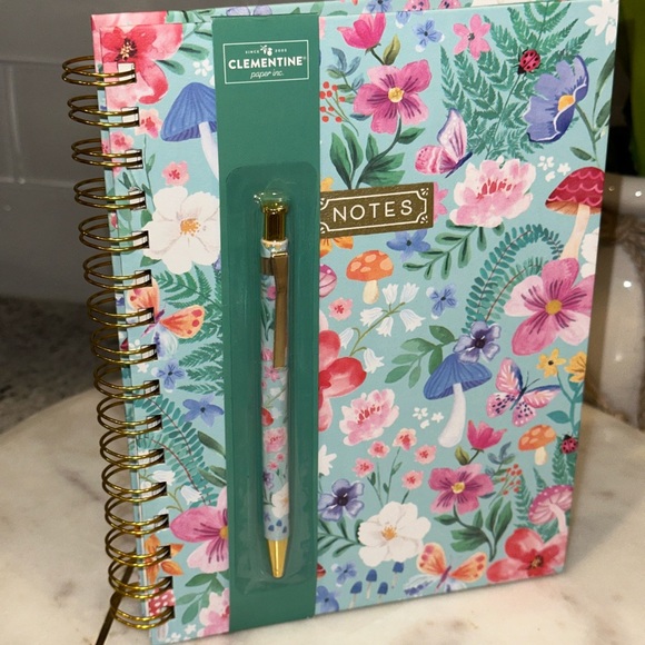 NWT Clementine Paper Mushroom Floral Theme Spiral Journal Notebook Pen Gift Set - Picture 2 of 8